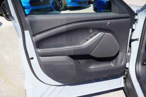 2025 Ford Mustang Mach-E Select