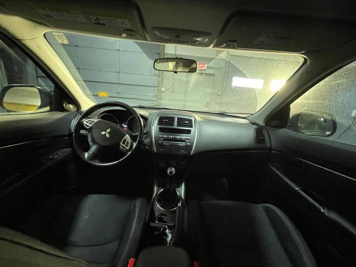 2013 Mitsubishi Outlander Sport ES