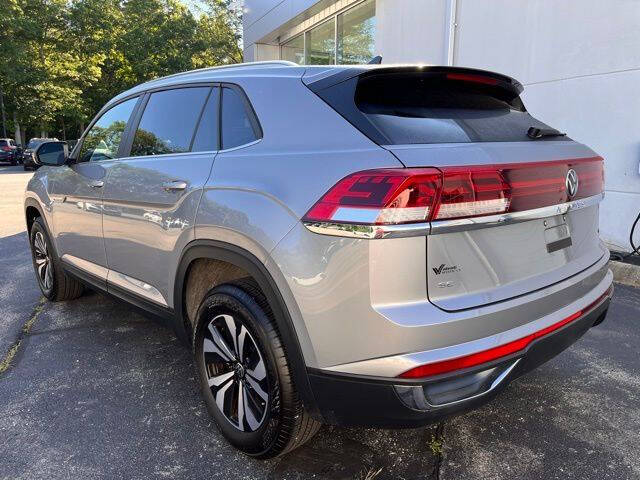 2024 Volkswagen Atlas Cross Sport SE 4Motion