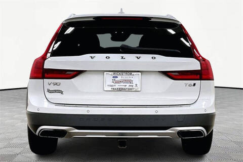 2020 Volvo V90 Cross Country T6