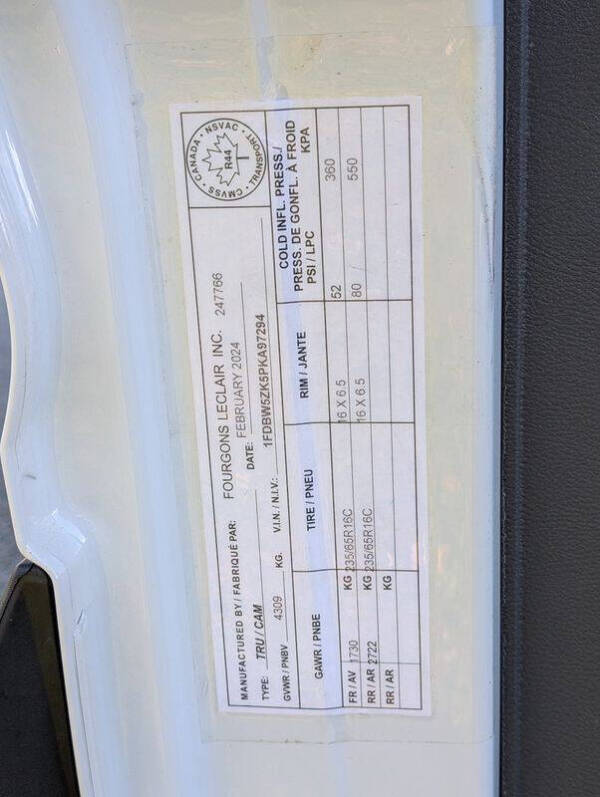 2023 Ford E-Transit 350