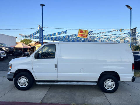 2013 Ford E-Series E-250
