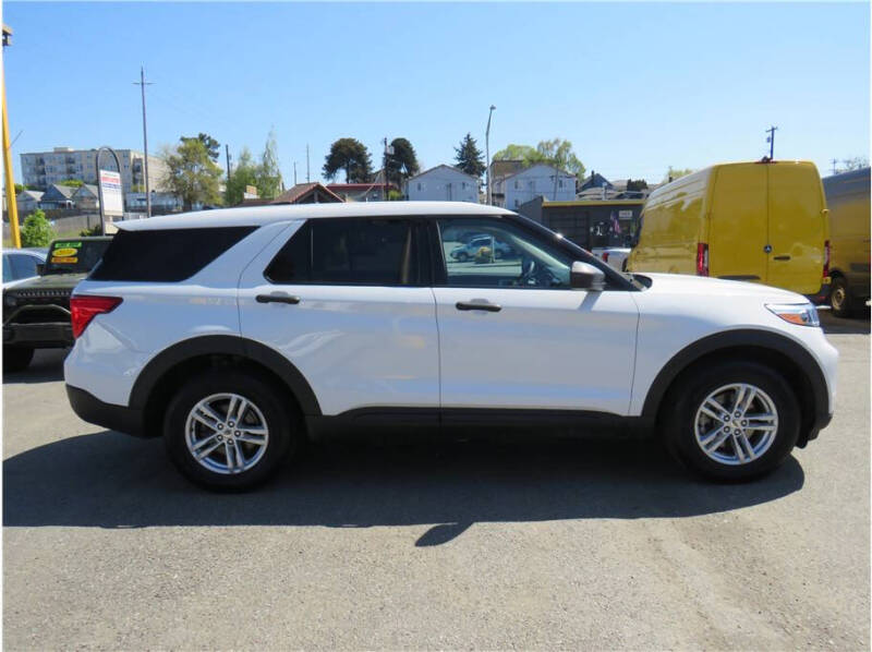 2022 Ford Explorer