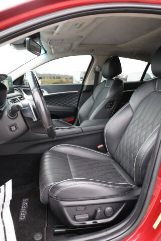 2020 Genesis G70 2.0T