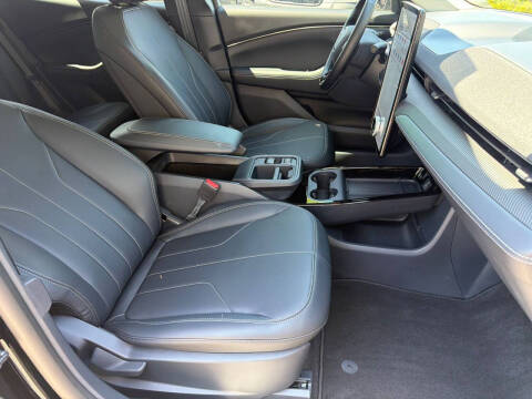 2026 Ford Mustang Mach-E Select