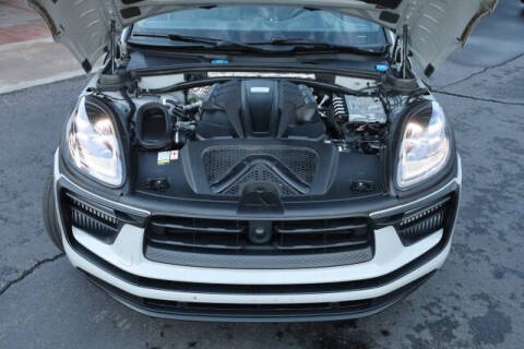 2023 Porsche Macan S