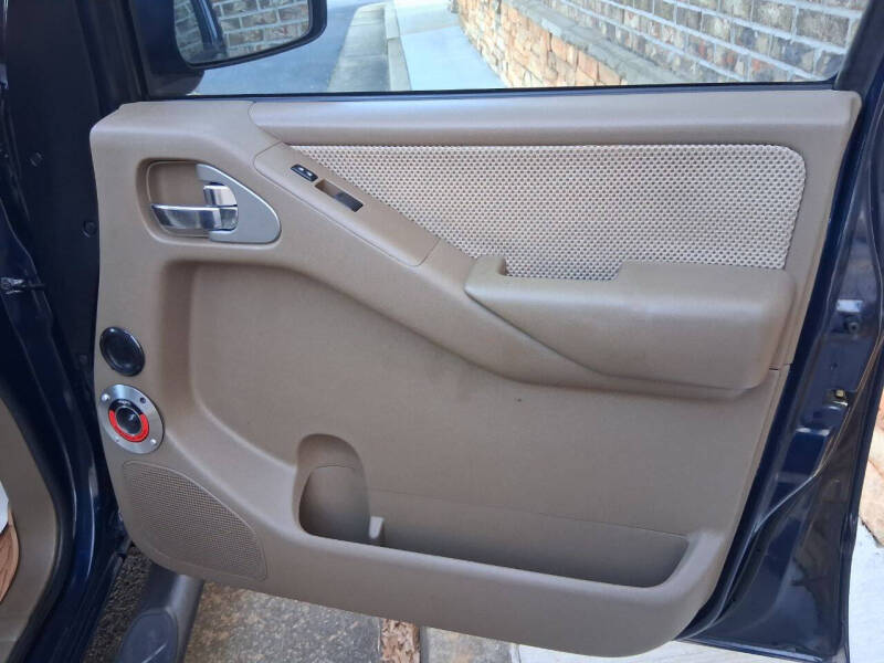 2007 Nissan Frontier LE