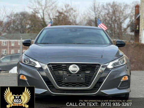2022 Nissan Altima 2.5 SR
