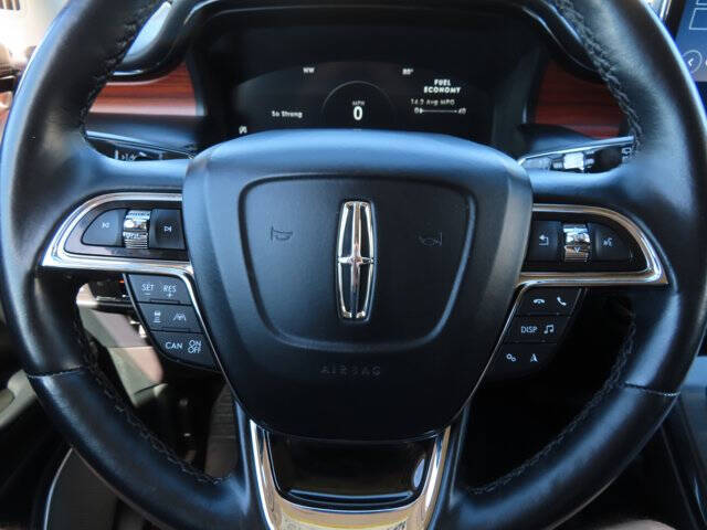 2022 Lincoln Nautilus Reserve