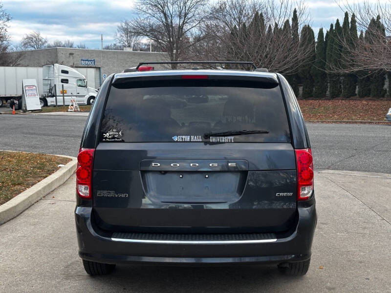 2013 Dodge Grand Caravan Crew photo 6