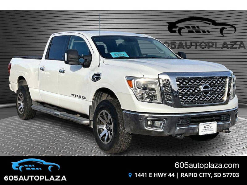 2017 Nissan Titan XD SL