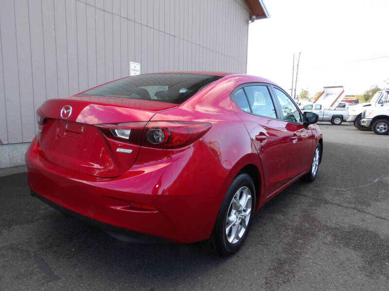 2015 Mazda MAZDA3 i Sport
