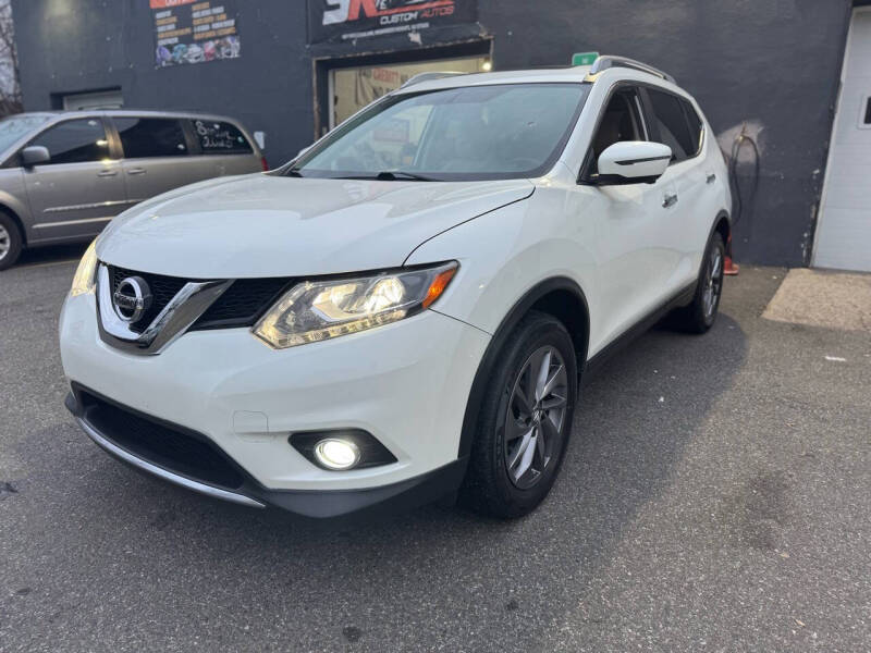 2016 Nissan Rogue SL photo 2