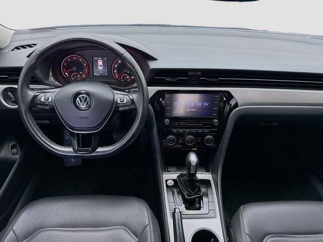 2022 Volkswagen Passat SE