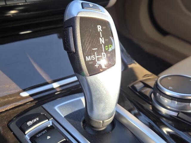 2015 BMW 5 Series 528i xDrive