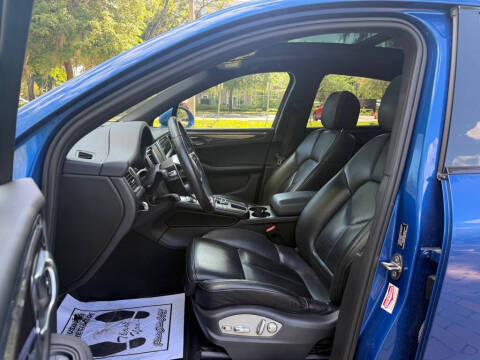 2015 Porsche Macan S