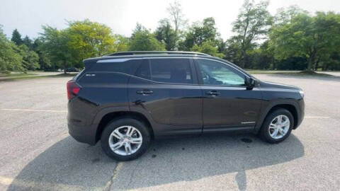 2022 GMC Terrain SLE