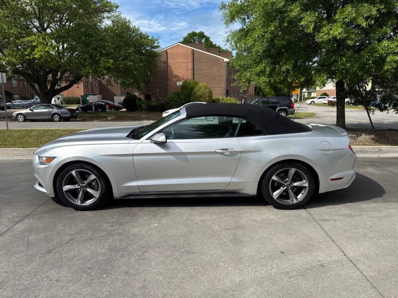 2017 Ford Mustang V6