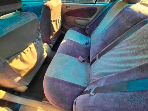 1999 Toyota Corolla LE