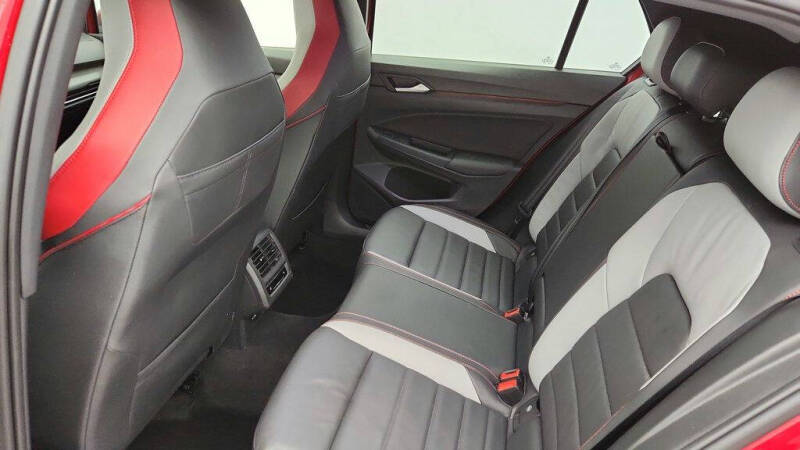 2022 Volkswagen Golf GTI Autobahn