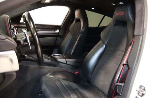 2016 Porsche Panamera GTS