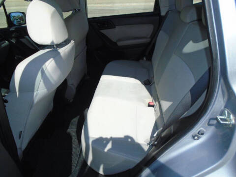 2016 Subaru Forester 2.5i