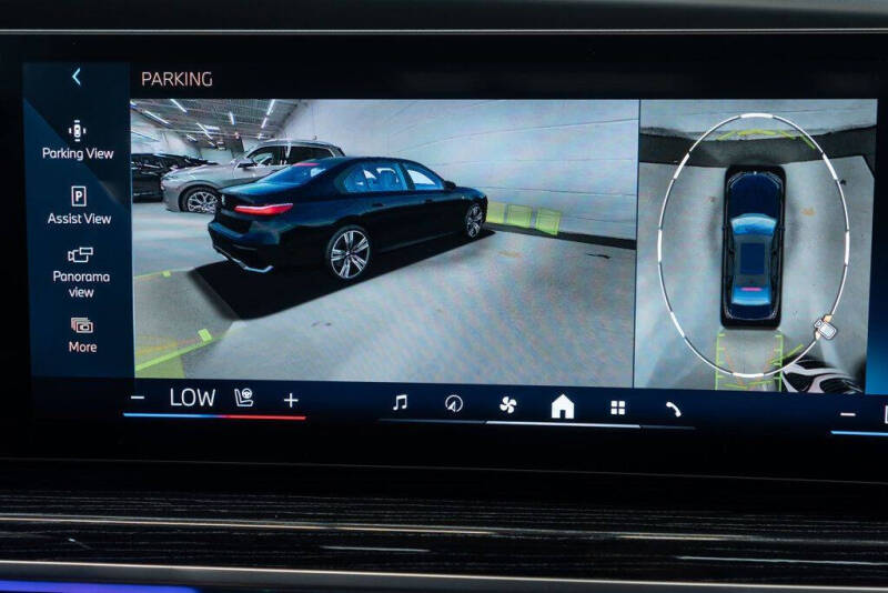 2025 BMW 7 Series 740i xDrive