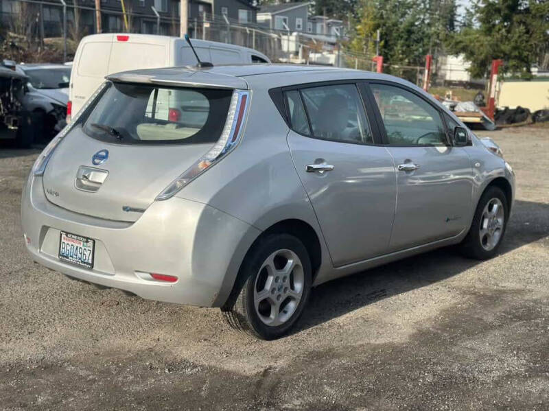 2012 Nissan LEAF SV