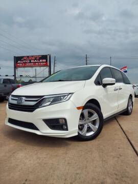 2018 Honda Odyssey for sale at AMT AUTO SALES LLC in Houston TX