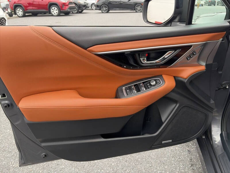 2022 Subaru Legacy Touring XT