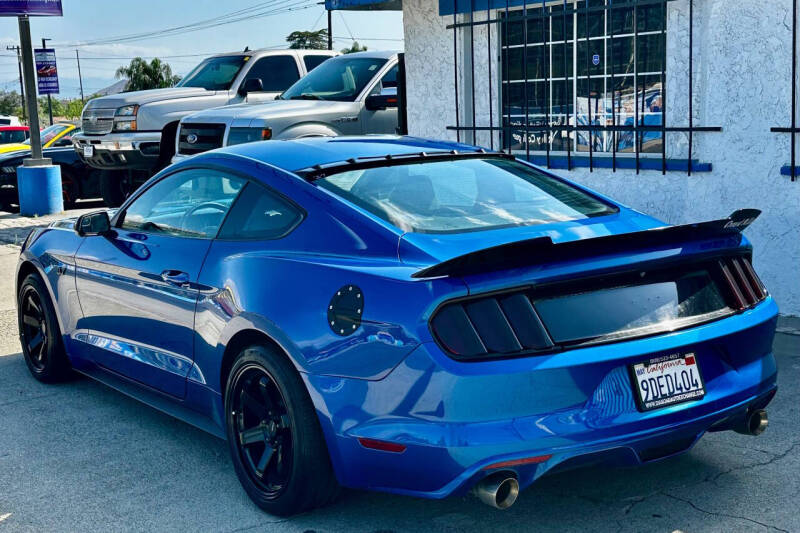 2017 Ford Mustang V6