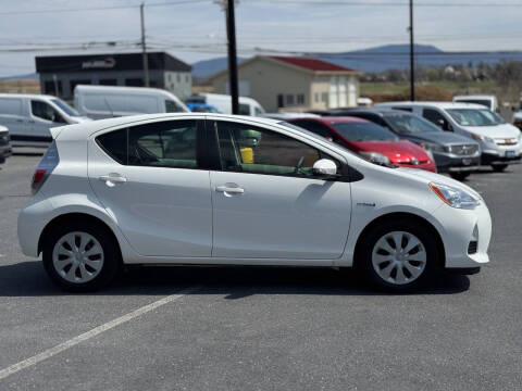 2012 Toyota Prius c Three