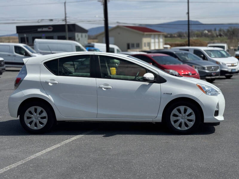 2012 Toyota Prius c Three