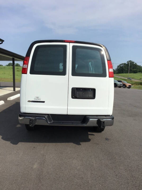 2025 Chevrolet Express 2500