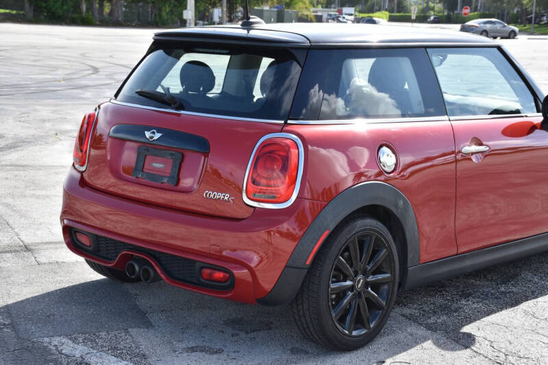 2016 MINI Hardtop 2 Door Cooper S