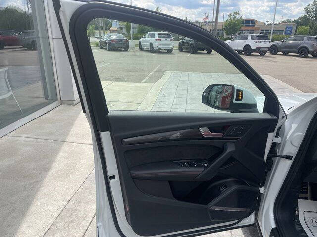 2020 Audi SQ5 3.0T quattro Prestige