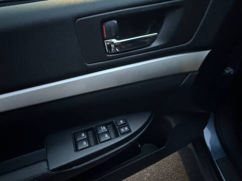 2013 Subaru Outback 2.5i Premium