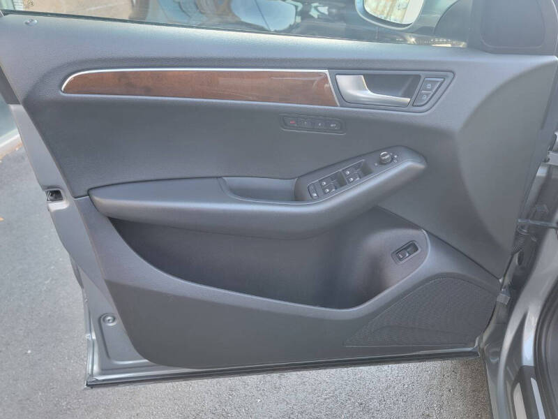 2010 Audi Q5 3.2 quattro Premium Plus