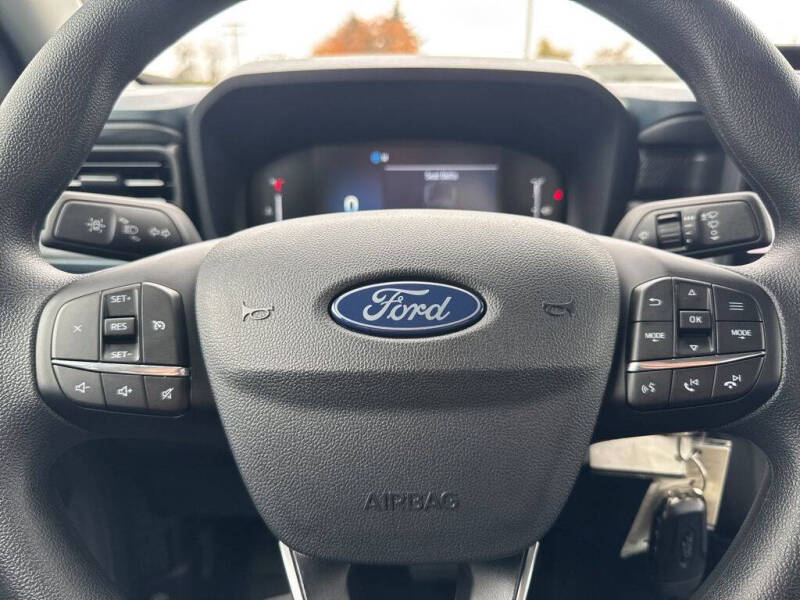 2025 Ford Maverick XL