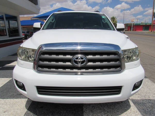 2013 Toyota Sequoia SR5