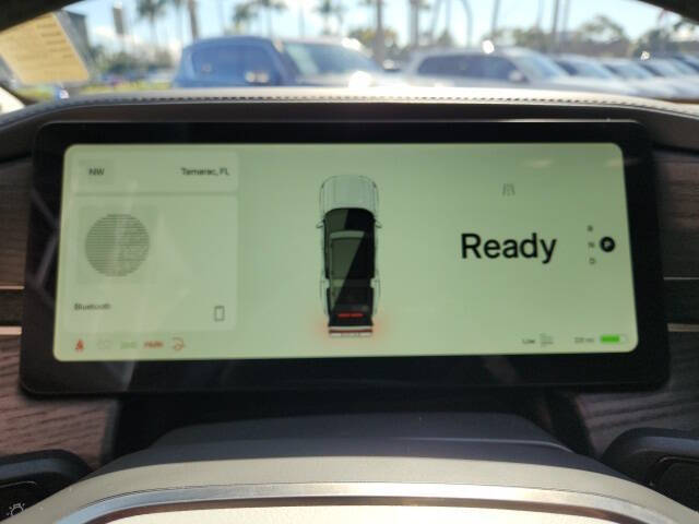 2023 Rivian R1S Adventure