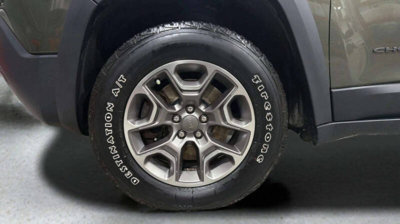 2020 Jeep Cherokee Trailhawk