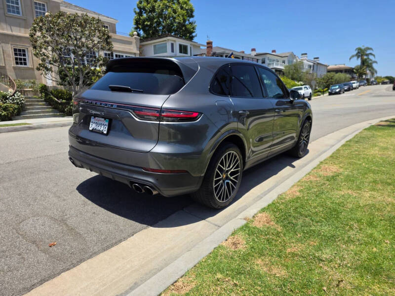 2020 Porsche Cayenne S