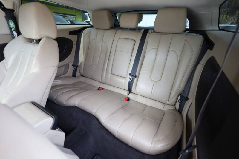 2013 Land Rover Range Rover Evoque Coupe Pure Plus