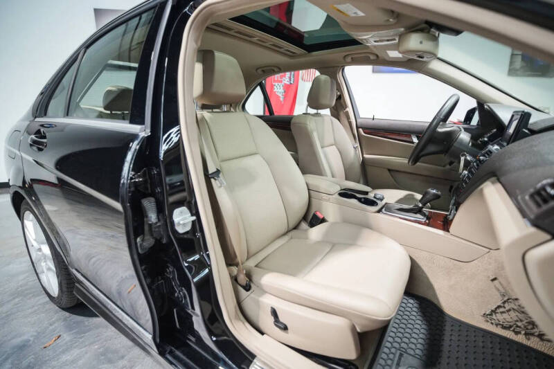 2011 Mercedes-Benz C-Class