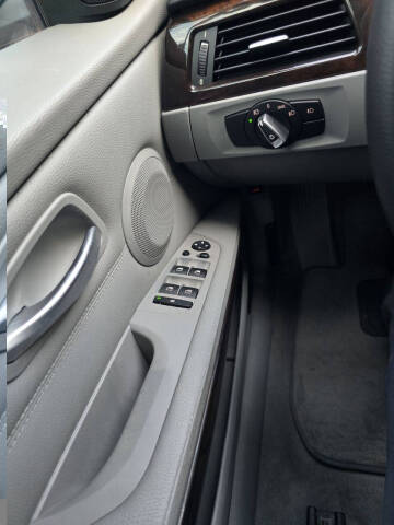 2011 BMW 3 Series 328i