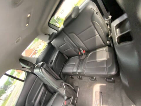 2017 GMC Acadia SLT-1