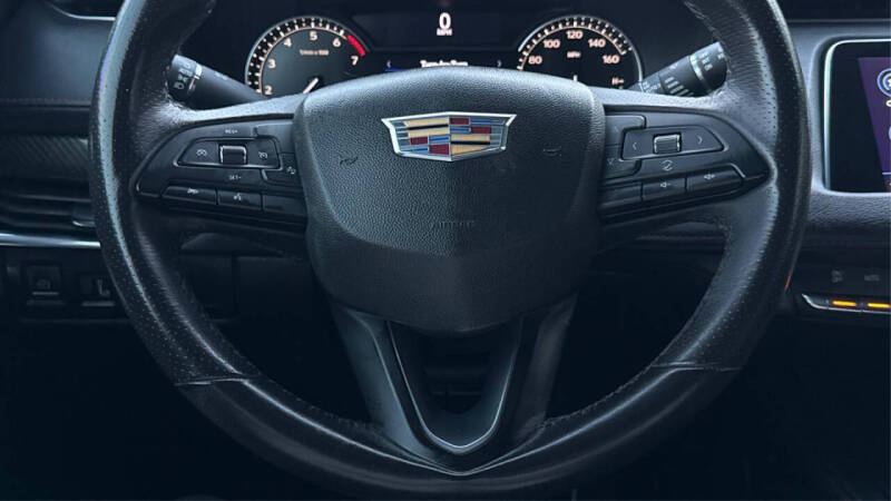 2019 Cadillac XT4 Sport