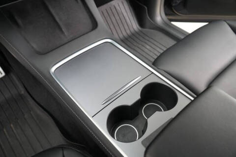 2024 Tesla Model Y Performance