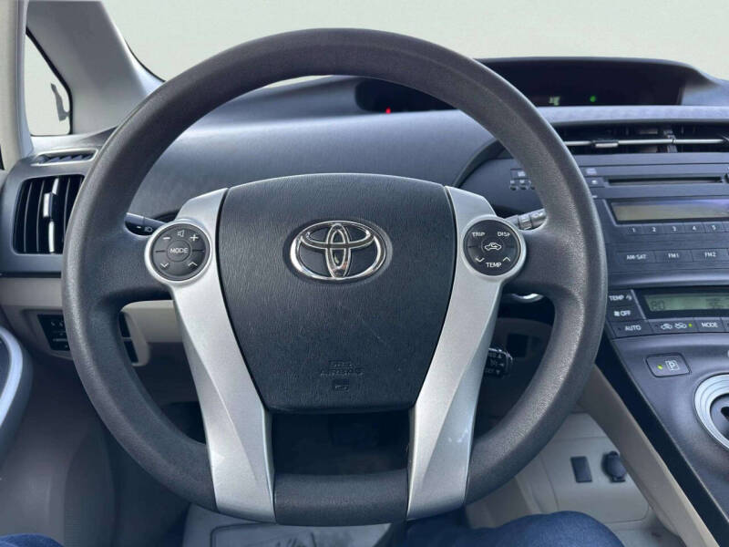 2010 Toyota Prius II